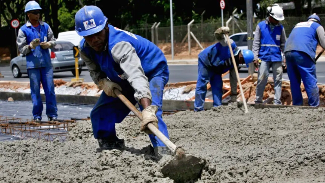 Confian&ccedil;a da constru&ccedil;&atilde;o cai 1,7 ponto em janeiro