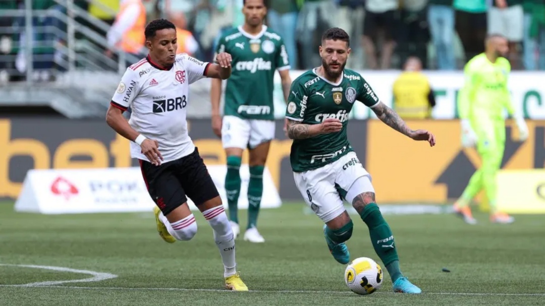 Palmeiras e Flamengo se enfrentam na Supercopa 