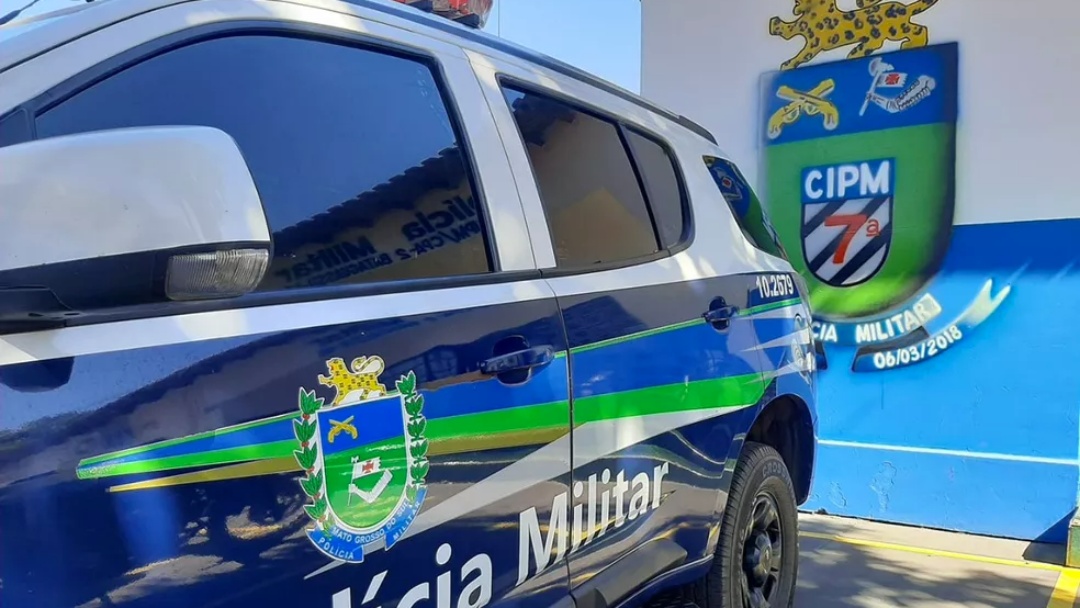 Jovem morre ap&oacute;s ser esfaqueado pr&oacute;ximo a bar 