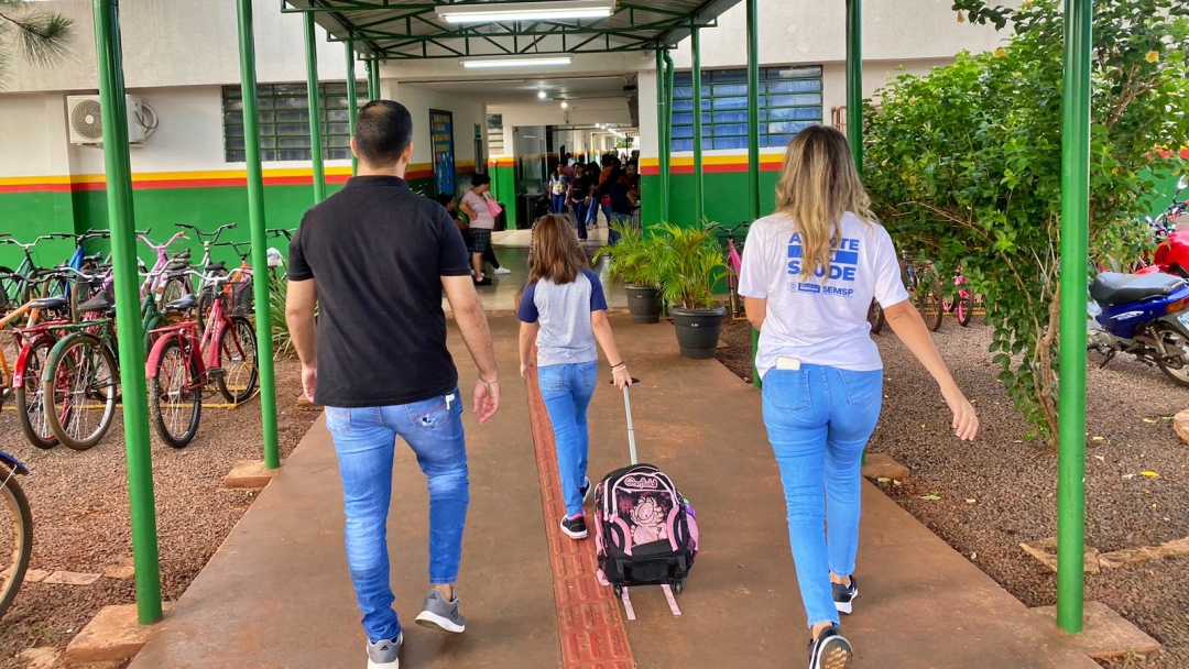 Escolas municipais recebem mais de 9 mil alunos no in&iacute;cio do ano letivo