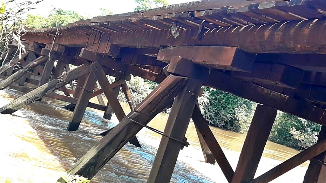 Prefeitura estuda interdi&ccedil;&atilde;o de ponte sobre o Rio Vacaria na regi&atilde;o do Barra Nova  