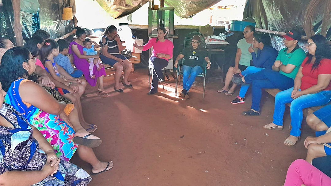 Do servi&ccedil;o bra&ccedil;al a ordenha leiteira; mulheres protagonizam em travess&atilde;o no Alambari 