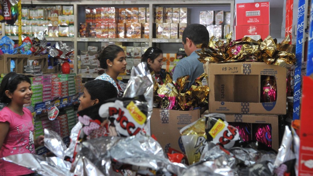 Inten&ccedil;&atilde;o de Consumo das Fam&iacute;lias cresce 0,8% no pa&iacute;s