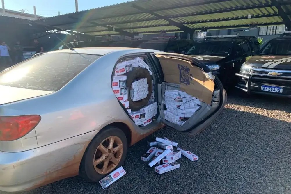 Garras apreende em Sidrol&acirc;ndia comboio de 15 carros carregado de R$ 2 milh&otilde;es em cigarro contrabandeado