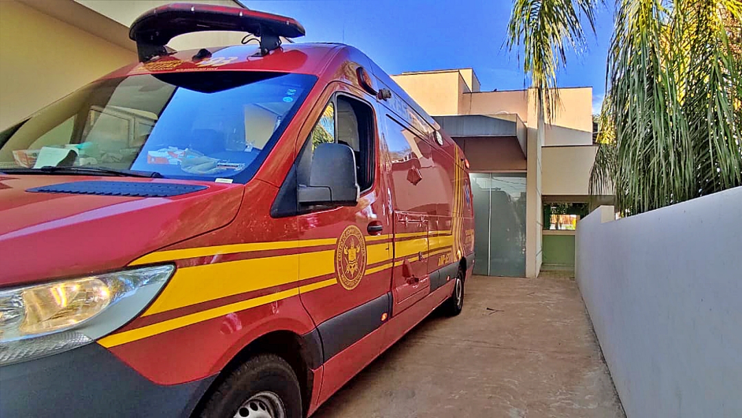 Motociclista que sofreu traumatismo cranioencef&aacute;lico &eacute; encaminhado em vaga zero para Campo Grande