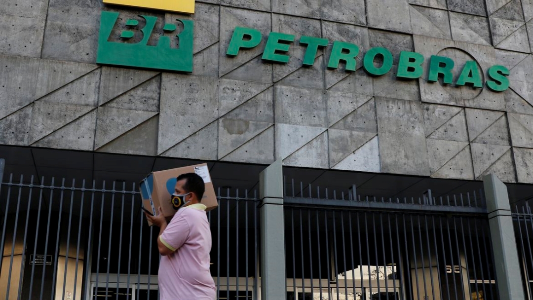 Petrobras estuda retomar refino e petroqu&iacute;mica no antigo Comperj