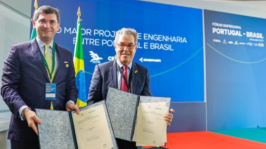 Brasil e Portugal firmam acordo para fabricar avi&atilde;o Super Tucano