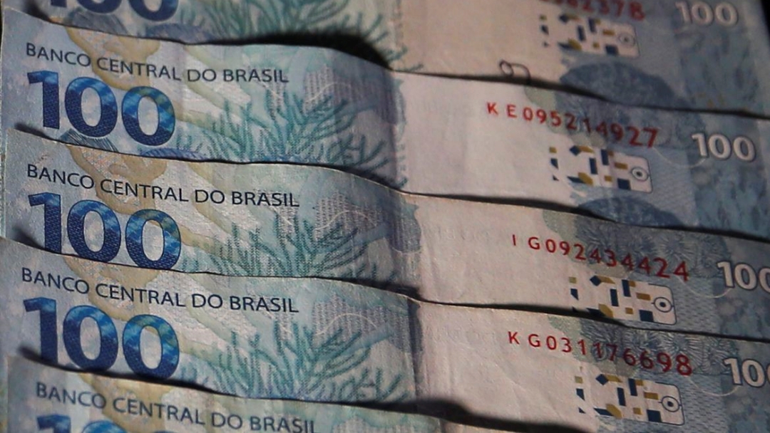 Tesouro paga, em abril, R$ 785,03 milh&otilde;es em d&iacute;vidas de estados