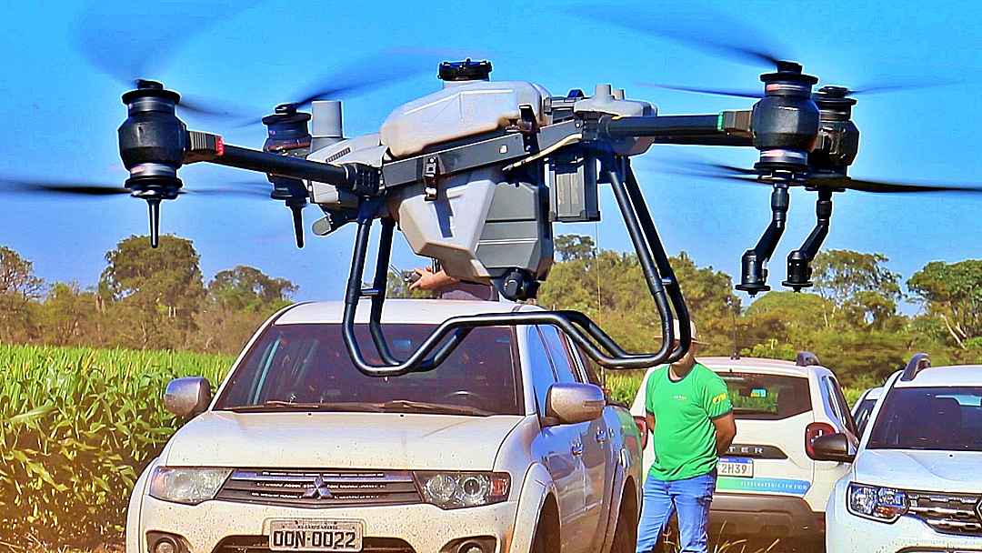 Agro Amaz&ocirc;nia testa efici&ecirc;ncia de aplica&ccedil;&atilde;o de defensivos com uso de drones em Sidrol&acirc;ndia