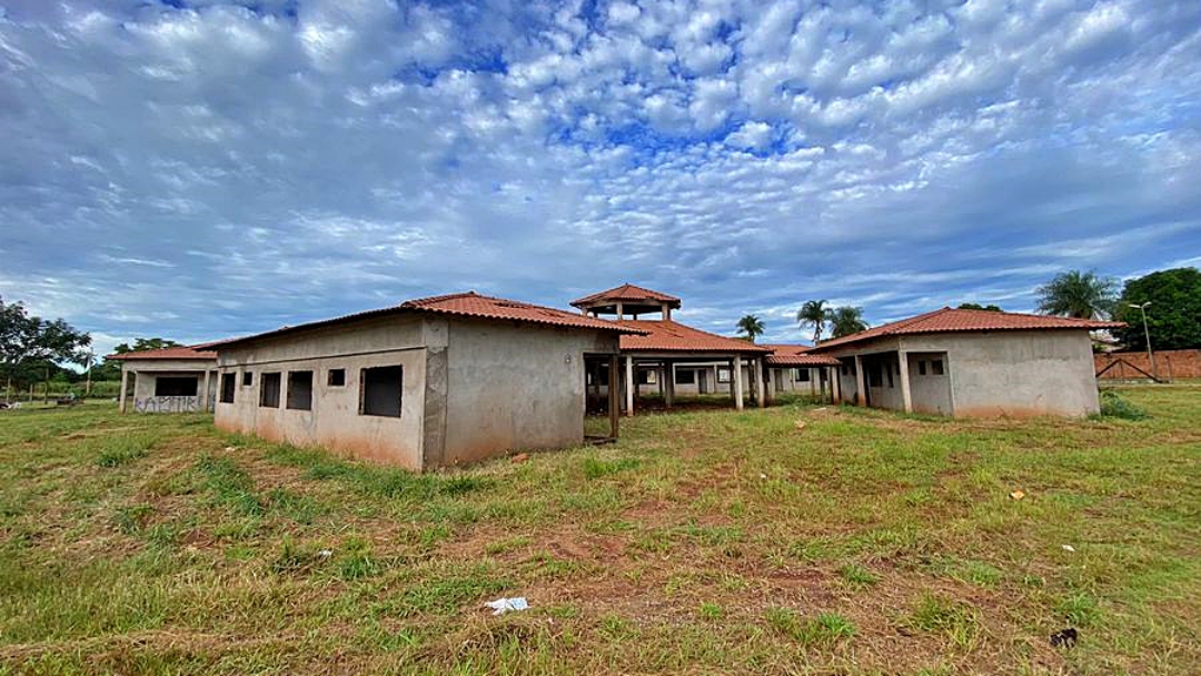 Liminar trava retomada das obras de escola no Jardim Para&iacute;so