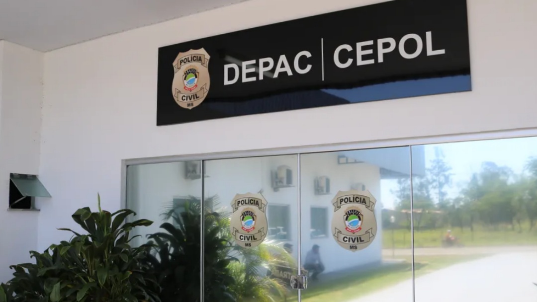 Pai esfaqueia filho durante briga por peda&ccedil;o de lasanha 