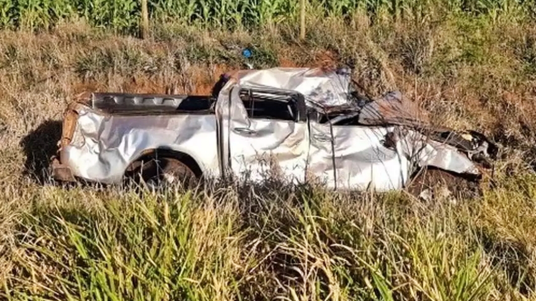 Estudante de Medicina de 23 anos perde controle e morre ao capotar camionete 