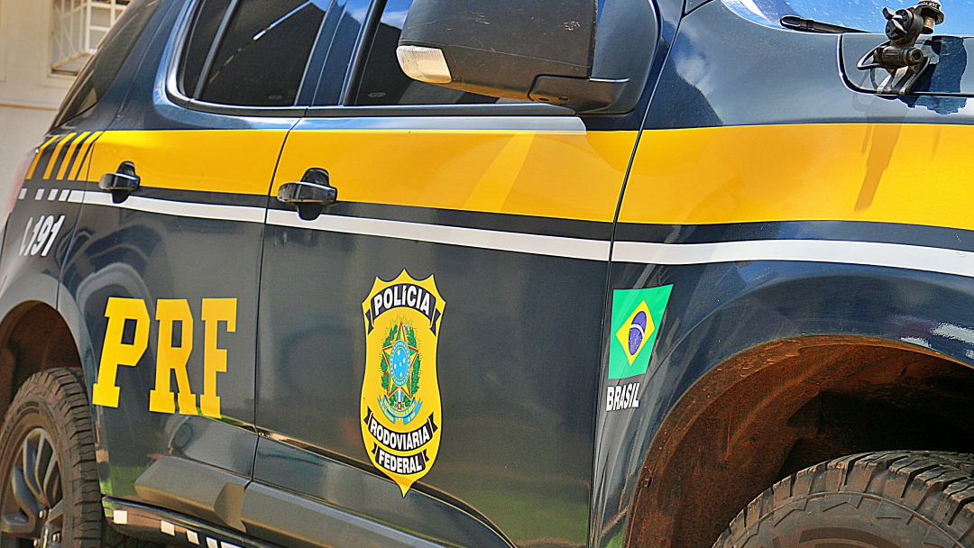 Motorista preso em 2018 com 11 kg de droga, &eacute; flagrado com SUV roubado