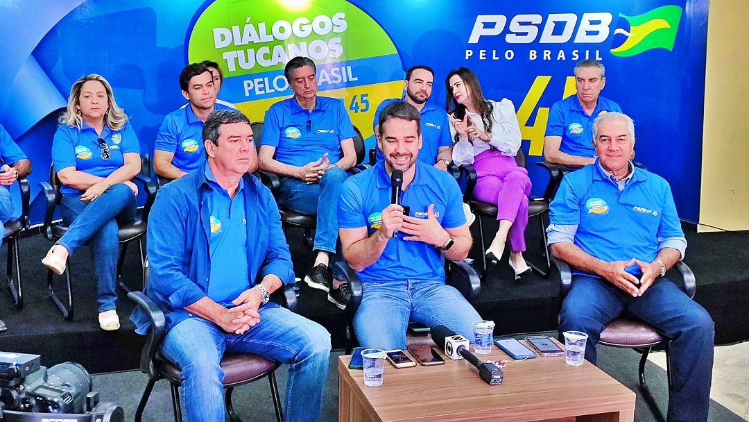 Ausência de liderança chama atenção em evento tucano na Capital