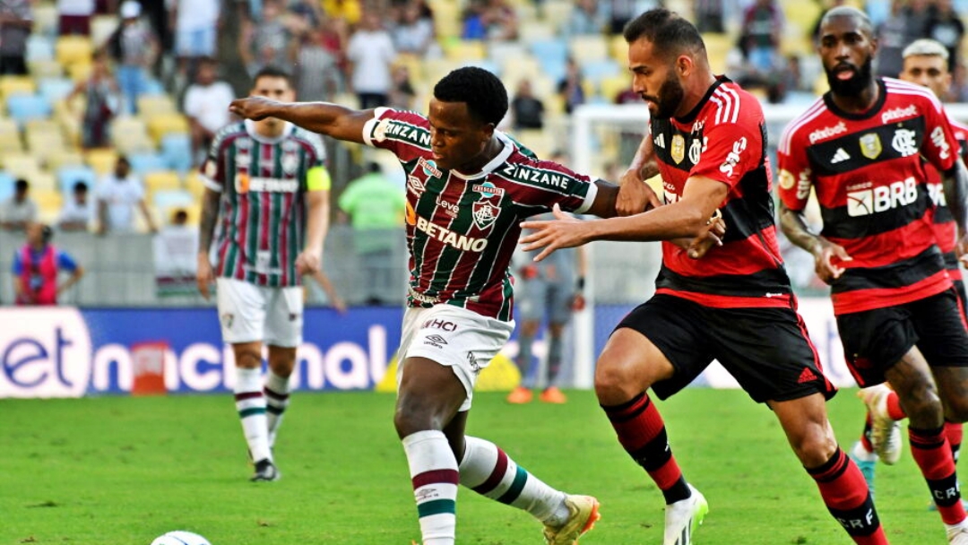 Fluminense e Flamengo empatam em cl&aacute;ssico tenso com dois gols anulados