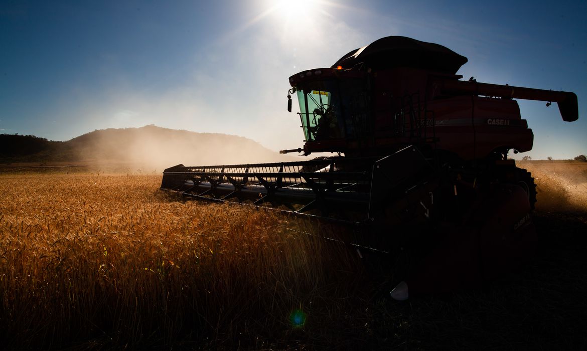 Governo faz ajustes em programas de concess&atilde;o de cr&eacute;dito rural