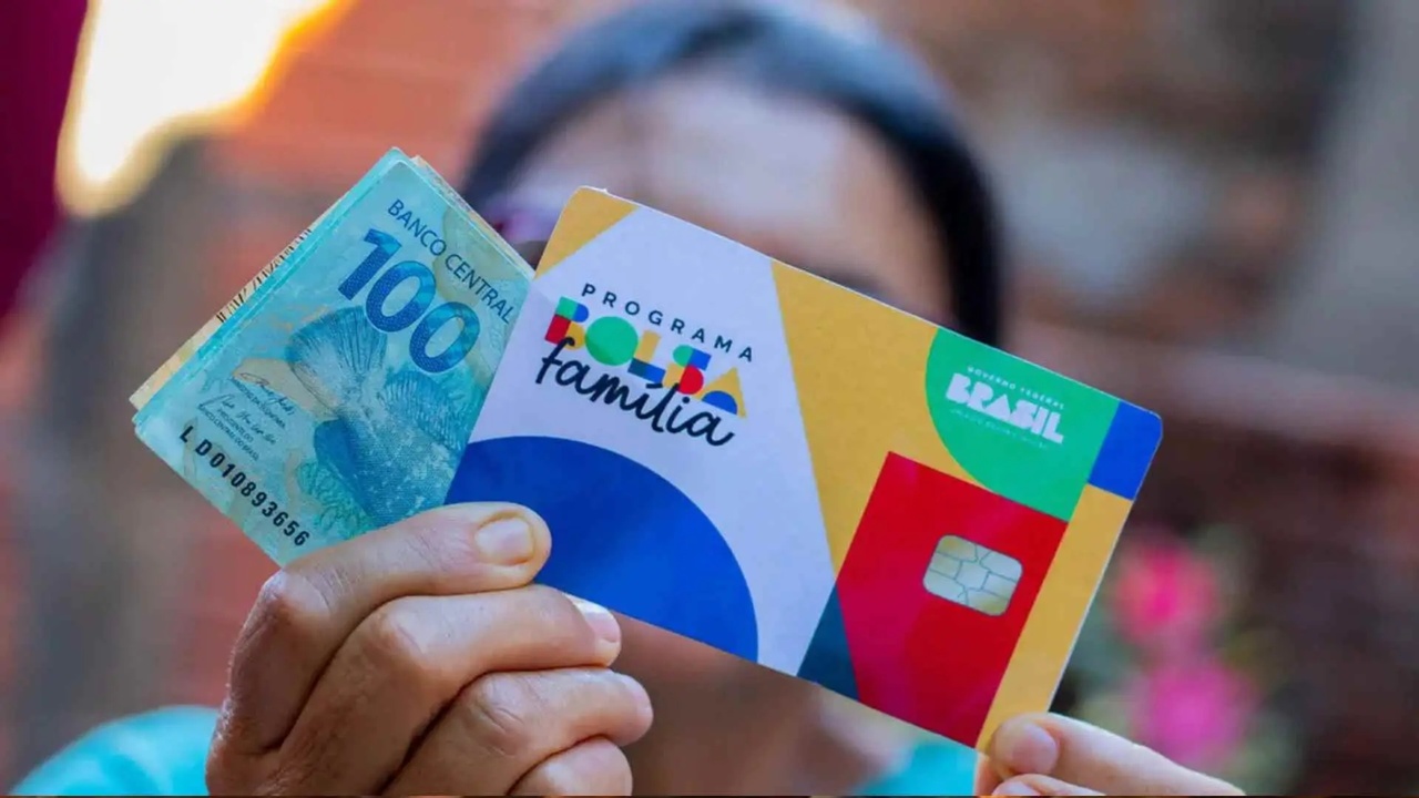 Benefici&aacute;rios com NIS final 8 recebem Bolsa Fam&iacute;lia nesta quinta-feira