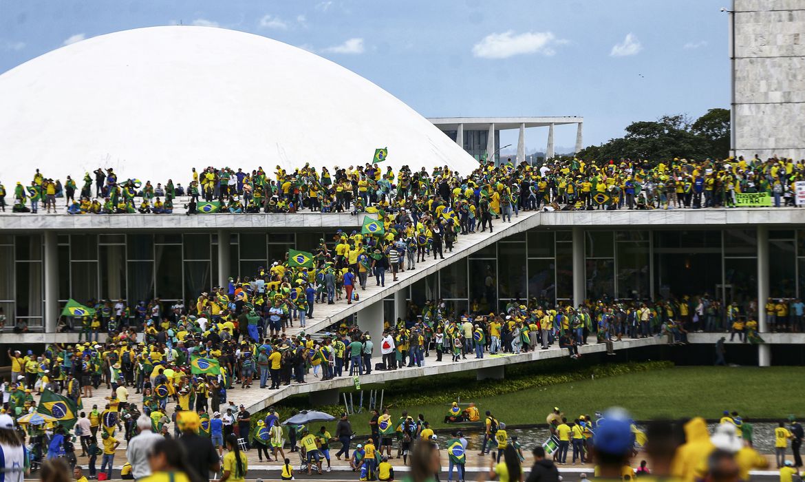 STF prev&ecirc; para setembro primeiros julgamentos sobre 8 de janeiro