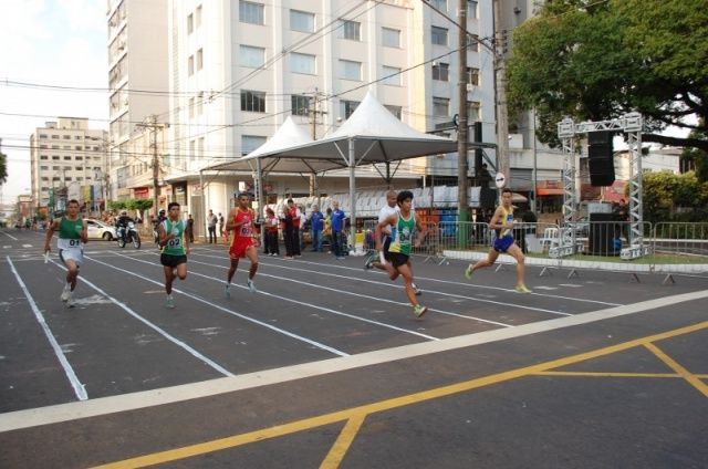 Corrida do Facho acontece neste s&aacute;bado (26) antes da abertura do desfile c&iacute;vico-militar