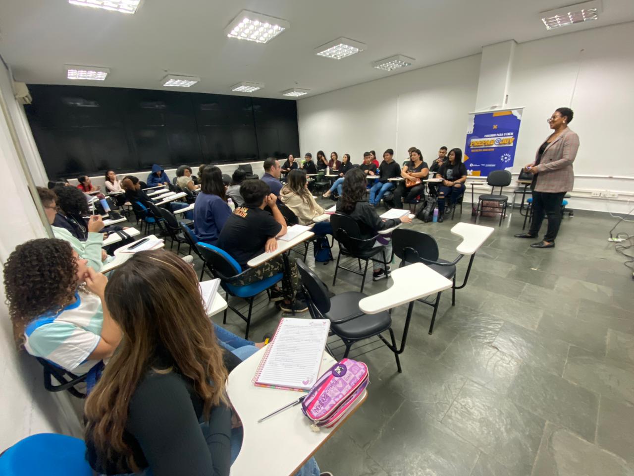 Prefeitura abre inscri&ccedil;&otilde;es para 240 vagas em cursos gratuitos da Sejuv