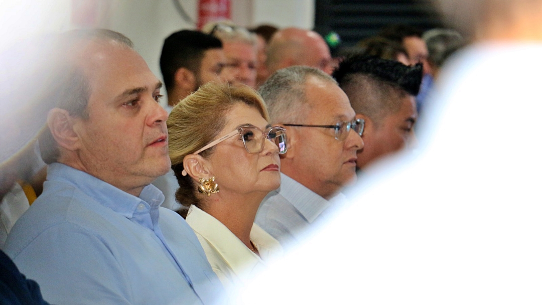 Rota Bioce&acirc;nica e industrializa&ccedil;&atilde;o foram temas da abertura da 24&ordf; Expo Sidrol&acirc;ndia