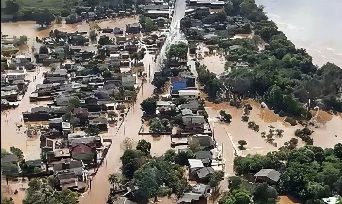 Sobe para 46 n&uacute;mero de mortos ap&oacute;s enchentes no Rio Grande do Sul