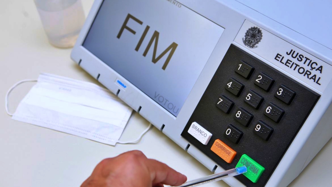 Testes de segurança de urnas eletrônicas começam em novembro