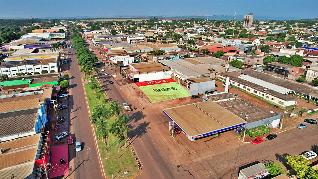 Come&ccedil;a em Sidrol&acirc;ndia obras da Drogasil, filial que ser&aacute; inaugurada em novembro