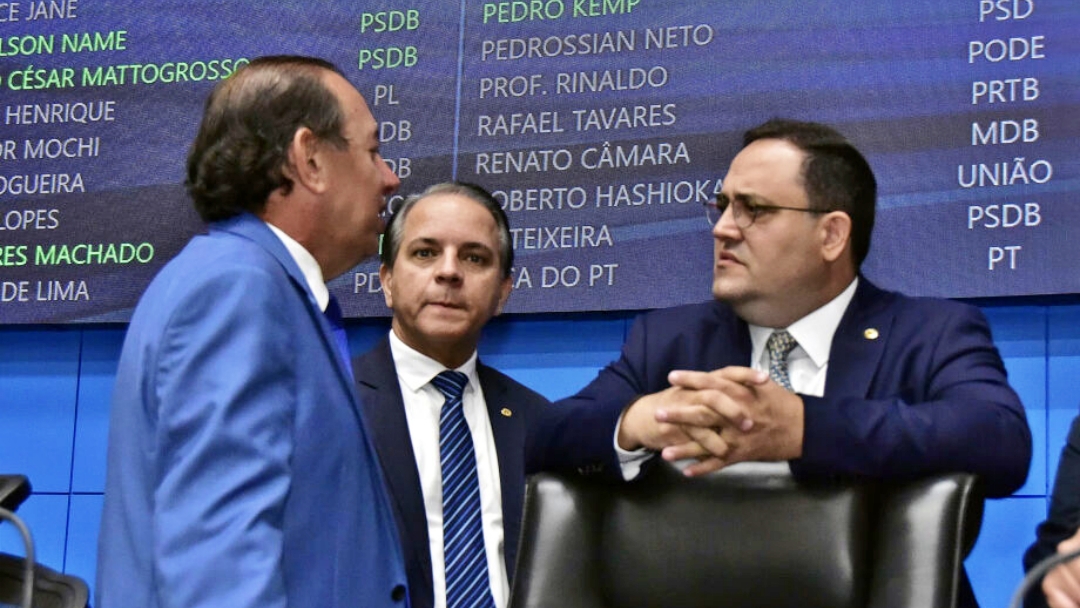 Assembleia Legislativa pode votar PEC que permite &quot;demiss&atilde;o&quot; de conselheiro