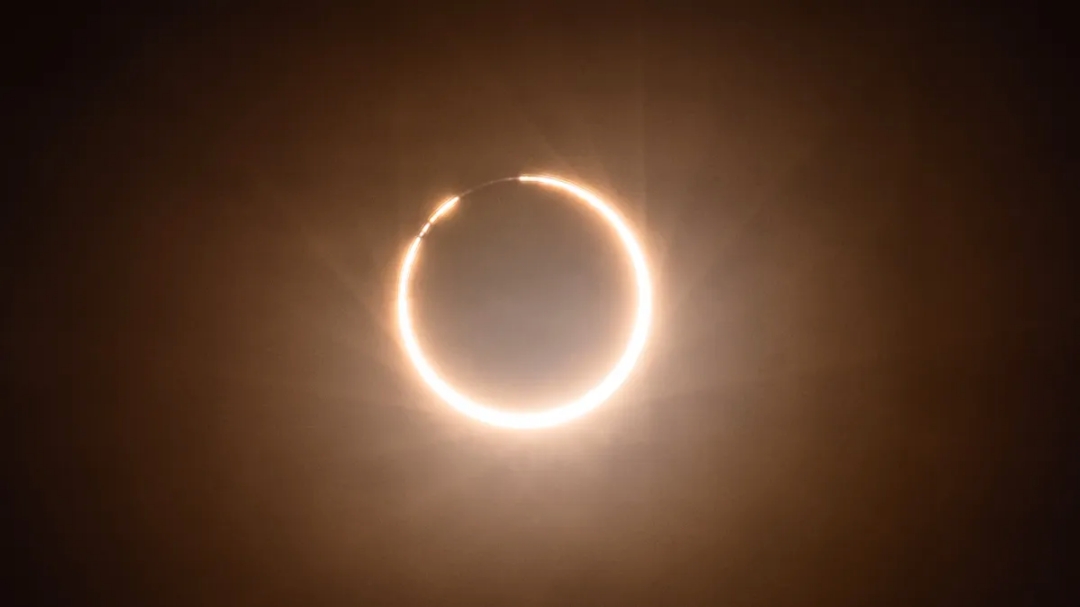 Outubro ter&aacute; eclipse anular do Sol vis&iacute;vel do Brasil