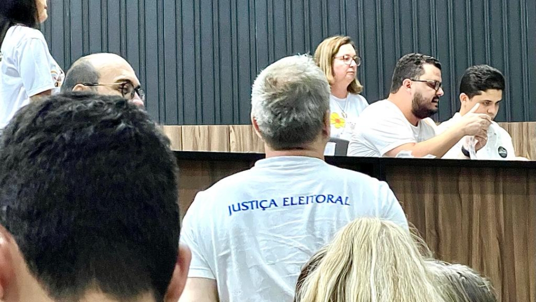 Com n&uacute;mero recorde de votantes, popula&ccedil;&atilde;o elege novo Conselho Tutelar