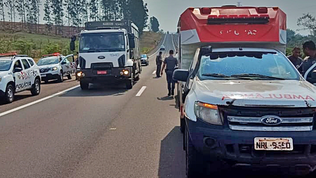 Ambul&acirc;ncia do SAMU furtada na UPA &eacute; localizada em Presidente Epit&aacute;cio 