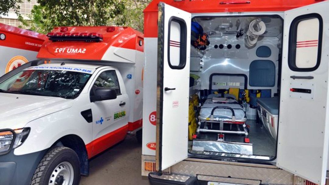 Ambul&acirc;ncia do SAMU furtada na UPA j&aacute; foi vista em bairro da Capital 