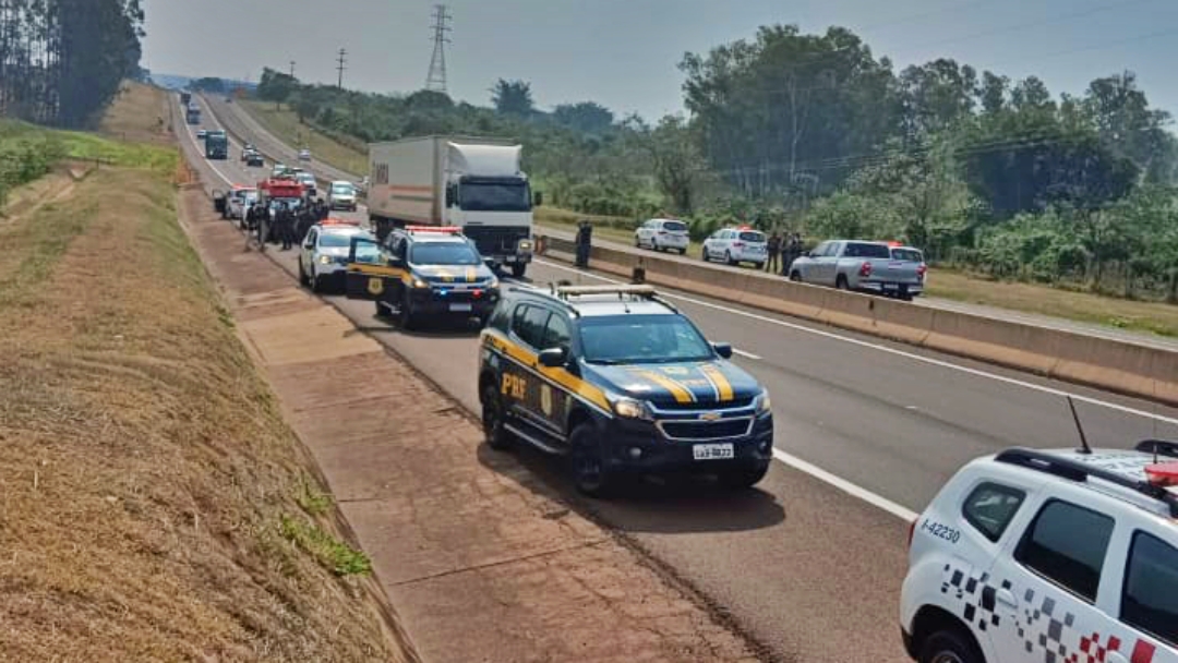 Ambul&acirc;ncia do SAMU furtada na UPA &eacute; localizada em Presidente Epit&aacute;cio 