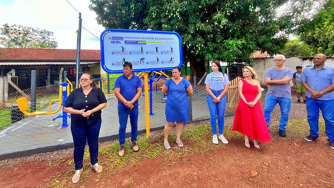 Cap&atilde;o Bonito II ganha academia ao ar livre, e celebra an&uacute;ncio de cobertura da quadra de esportes