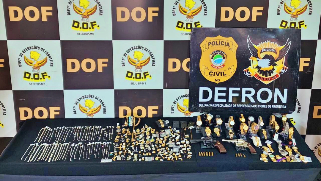 Pol&iacute;cias Civil e Militar recuperam mais de 260 joias roubadas em relojoaria de Caarap&oacute;