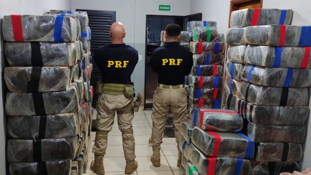 PRF encontra 3.506 kg de maconha em duas apreens&otilde;es 