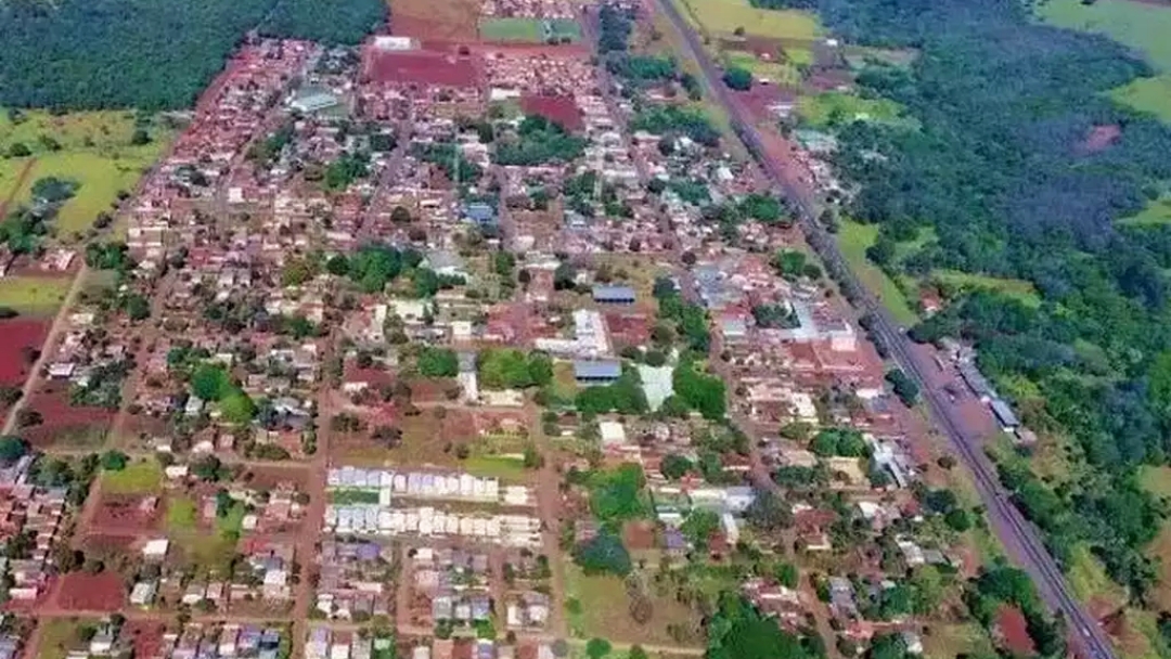 Resid&ecirc;ncia pega fogo e idoso morre carbonizado  