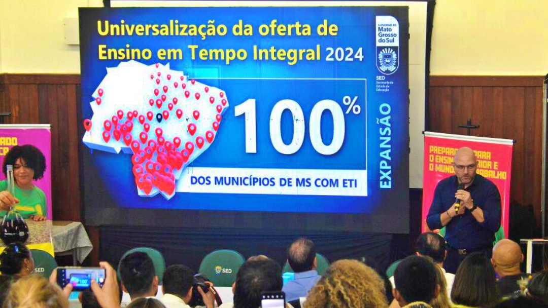 Para ajudar munic&iacute;pios, Estado assume Ensino Fundamental