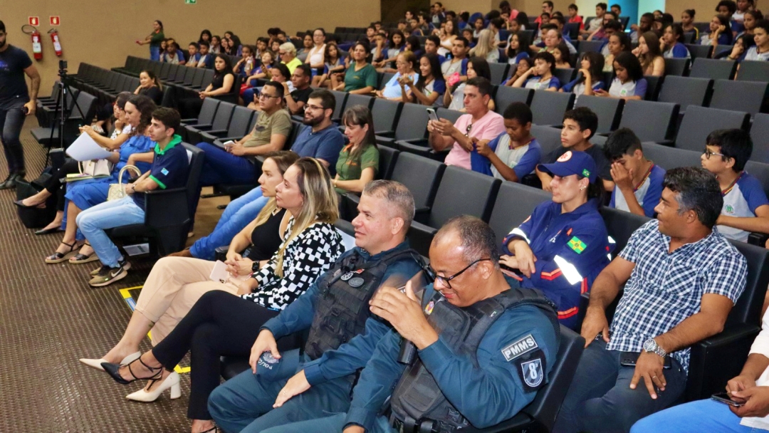 Sidrol&acirc;ndia representada no Fetran/MS pela Escola Municipal Eldorado