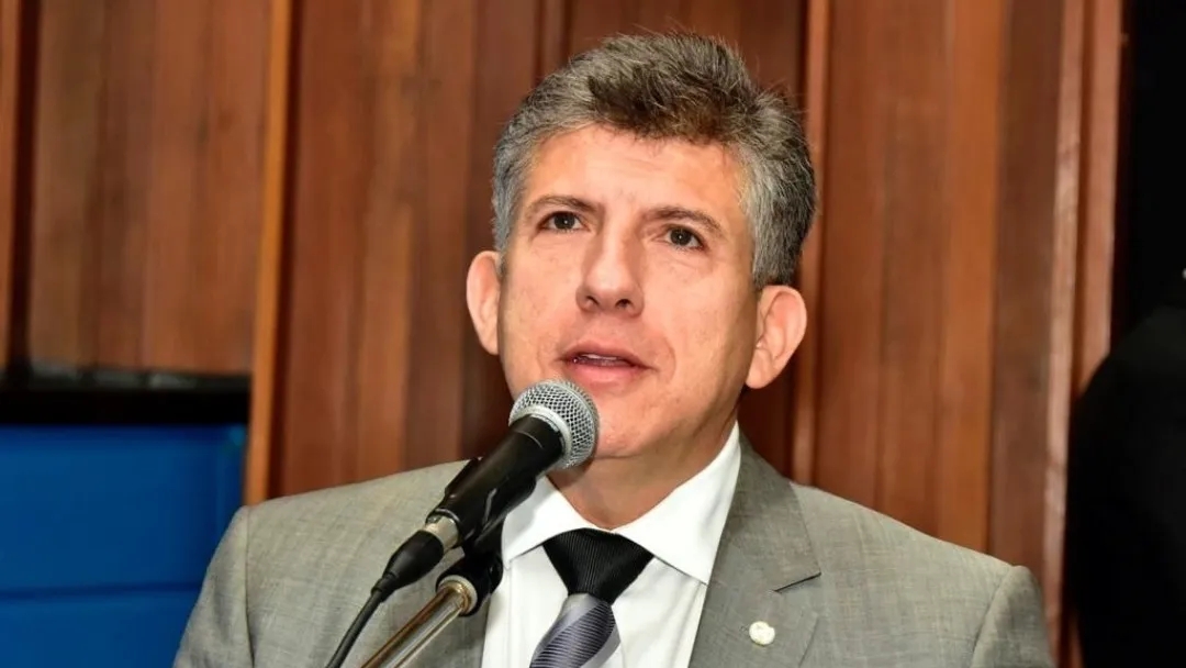 L&iacute;dio aguarda defini&ccedil;&atilde;o e deixar&aacute; novo partido se n&atilde;o ficar com a presid&ecirc;ncia