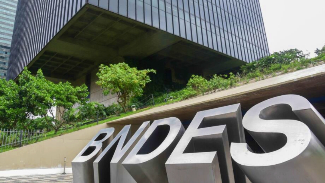 Venda de a&ccedil;&otilde;es detidas pelo BNDES liberaria R$ 60 bi para governo investir