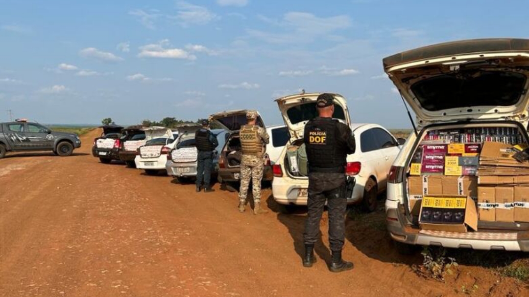 Nove pessoas s&atilde;o presas em comboio com mais de R$ 600 mil em 'muamba'