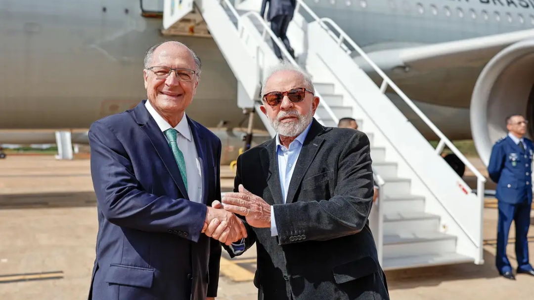 Lula embarca para COP 28 em Dubai e visita mais tr&ecirc;s pa&iacute;ses