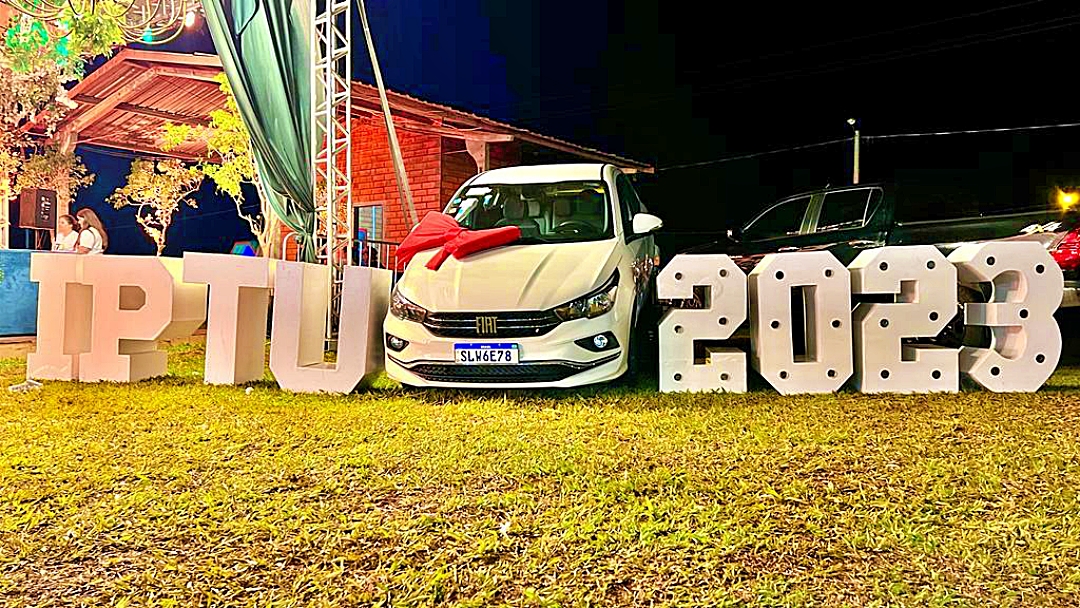 Promotora de vendas ganha Fiat Crono, no sorteio do IPTU realizado no Parque de Exposi&ccedil;&atilde;o