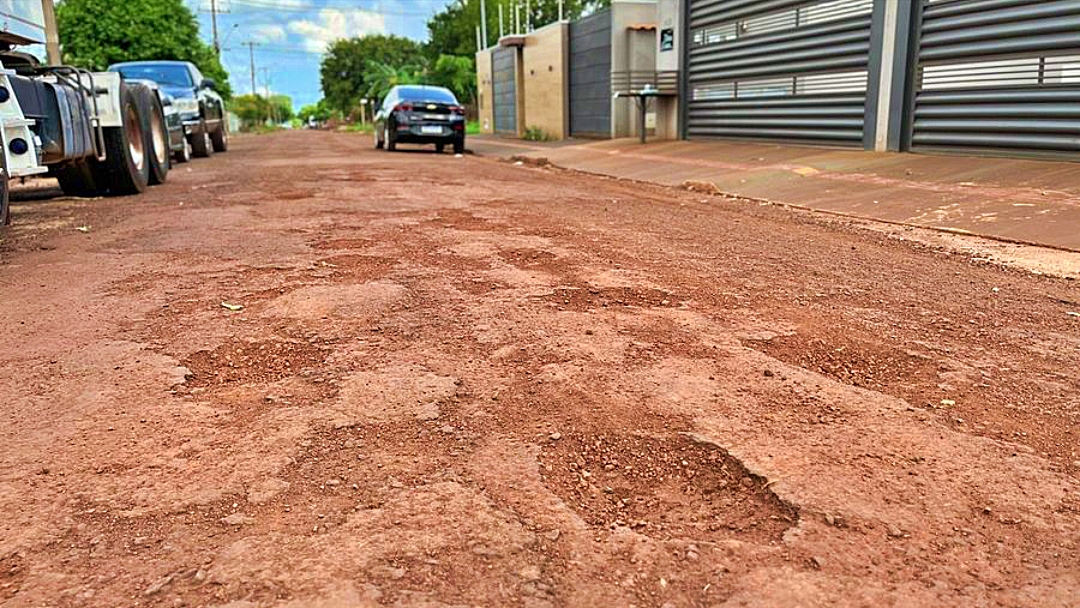 Lan&ccedil;ada licita&ccedil;&atilde;o para 13 km de recapeamento em v&aacute;rias ruas de Sidrol&acirc;ndia