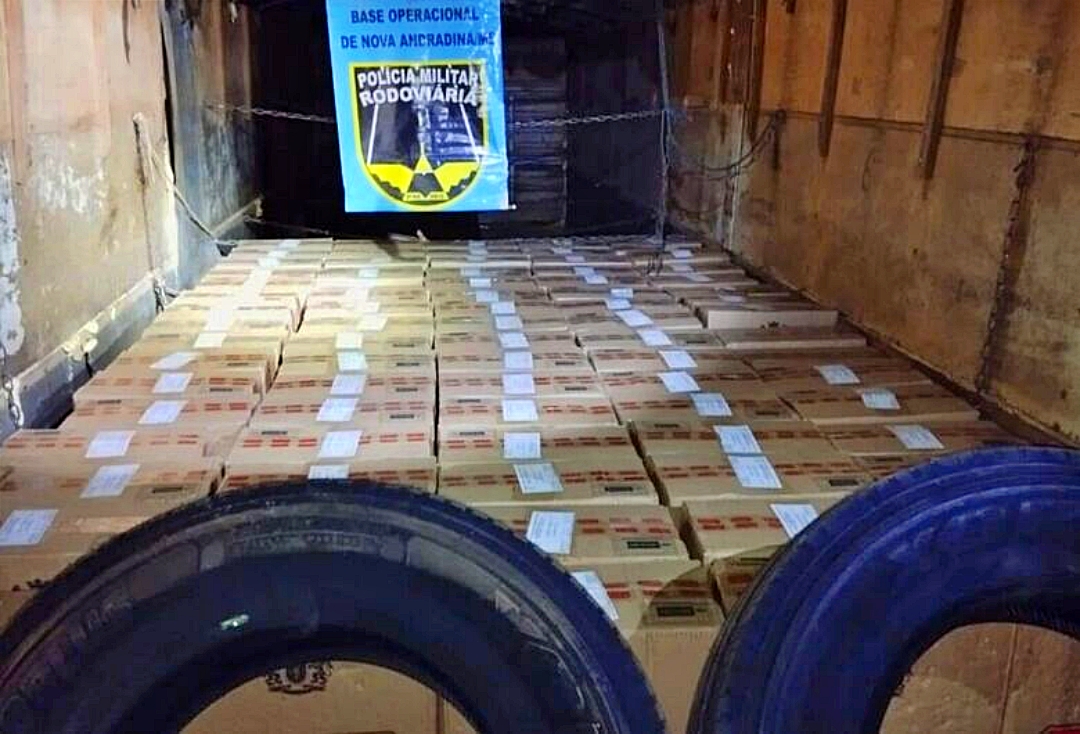 Homem &eacute; preso com carga de cigarros contrabandeados do Paraguai