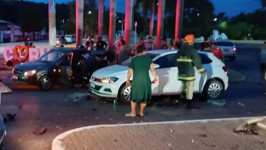 Homem morre e 6 pessoas ficam feridas em acidente