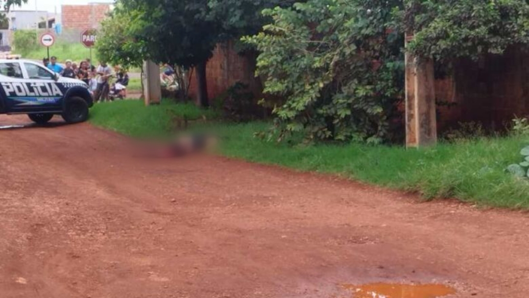 Homem &eacute; assassinado a golpes de faca pelo enteado usu&aacute;rio de drogas 