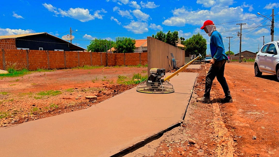 Obra de asfalto no Campina Ipacaray entra na reta final